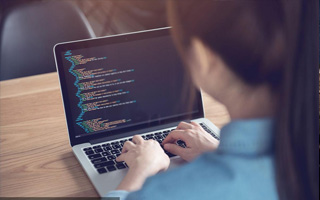 普洱 api php源码,下载的php源码怎么运行呢？